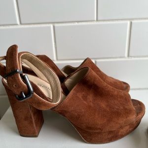 Via Spiga size 5 leather suede block heel